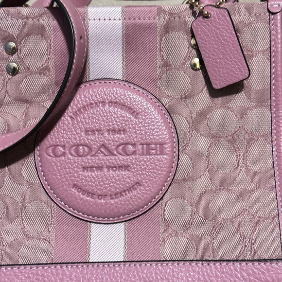 COACH Dempsey 22 mini tote - Picture 7 of 8
